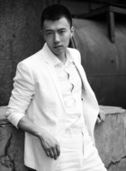 西郊村民甲