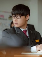 李浩振