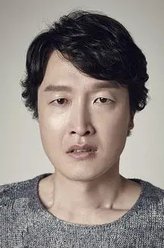 崔秉默
