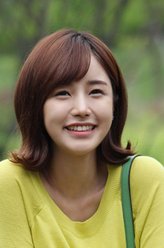 尹真伊