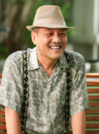 侯老