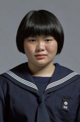 小山川薫