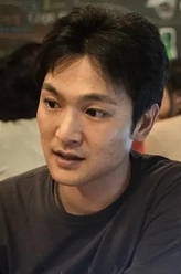 黄光英