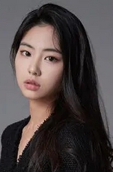 河律莉