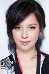 洪育萱