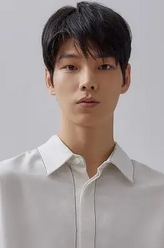 白济宇
