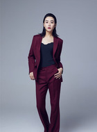 杨小英