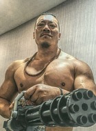 六堂主