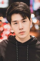 查纳浦·提恩翁