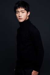 李卓钊