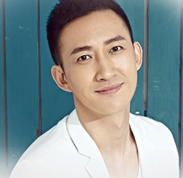 慕达夫