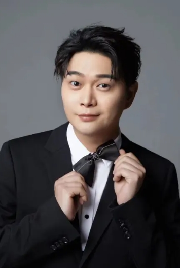 李迅