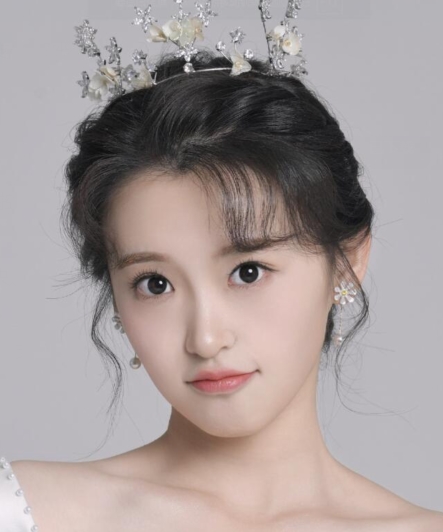 包晨希