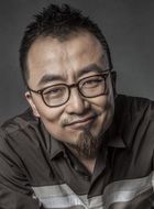 特务甲