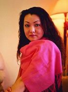 女歌唱家
