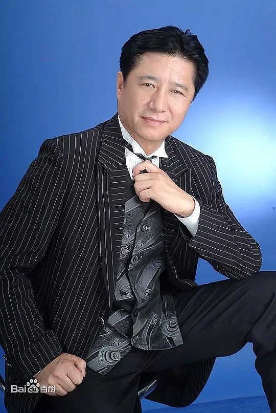 嵇建