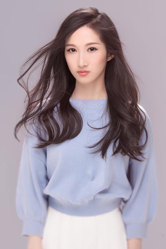 戚彩