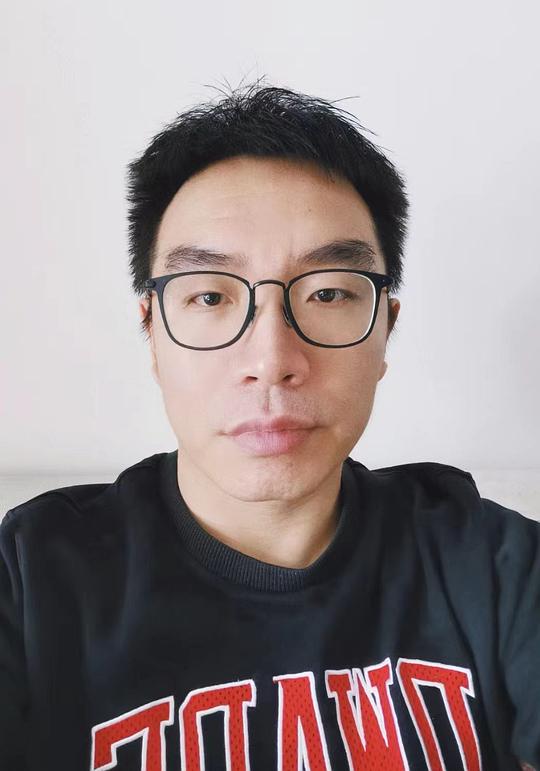王志伟