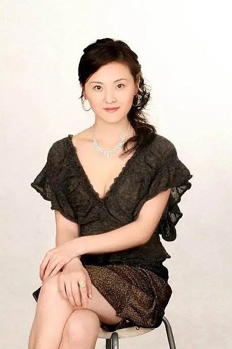 张曼扬