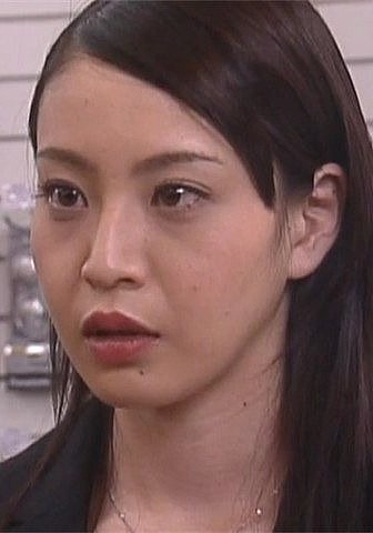 小泽荣里