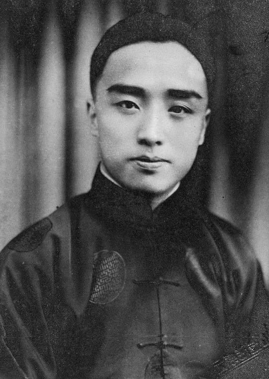 李少春