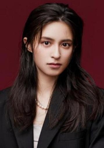 泮李彤