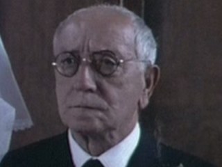 菲尔&middot;麦考尔