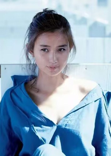 秋吉久美子