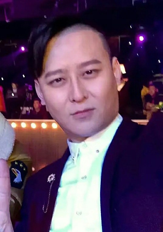 萧鸿鹏