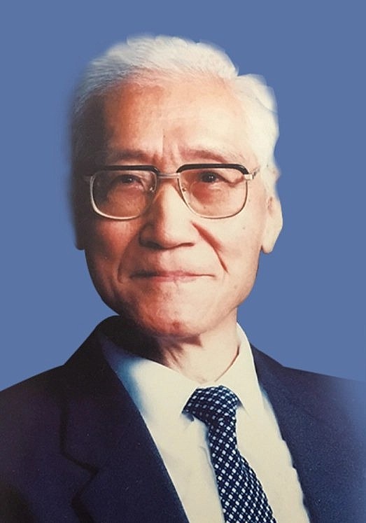 陆元九
