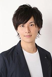 夏目响平