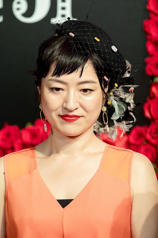 主滨晴美