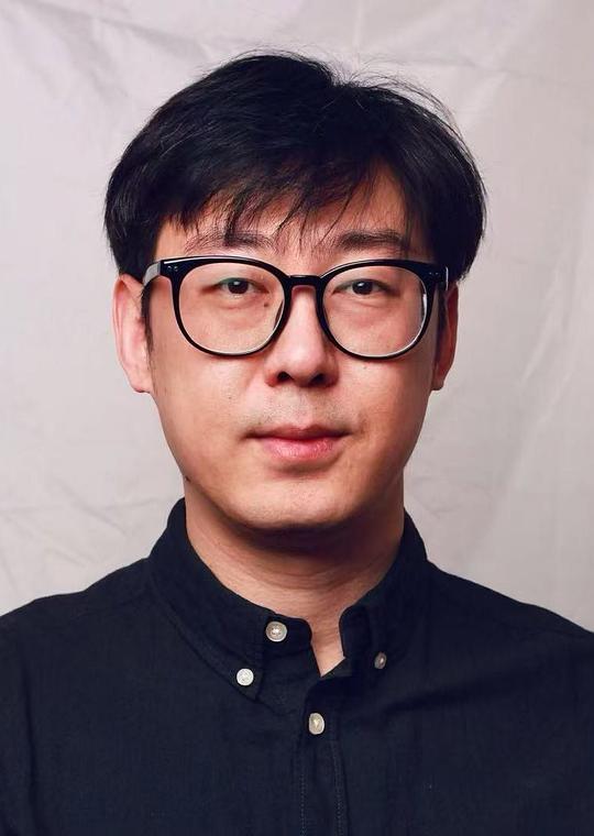 王上斌