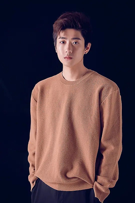 郭士琛