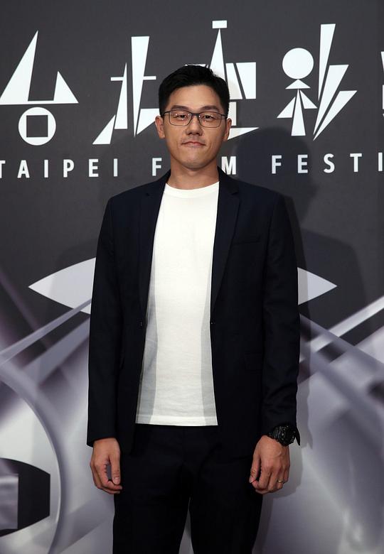 王威翔