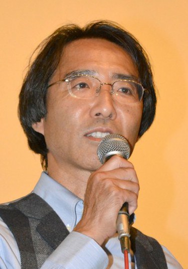 大石圭