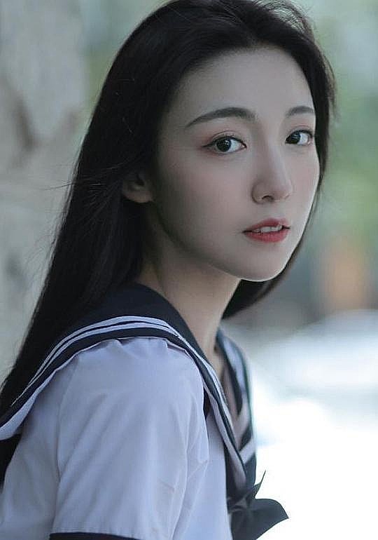 李浠雯