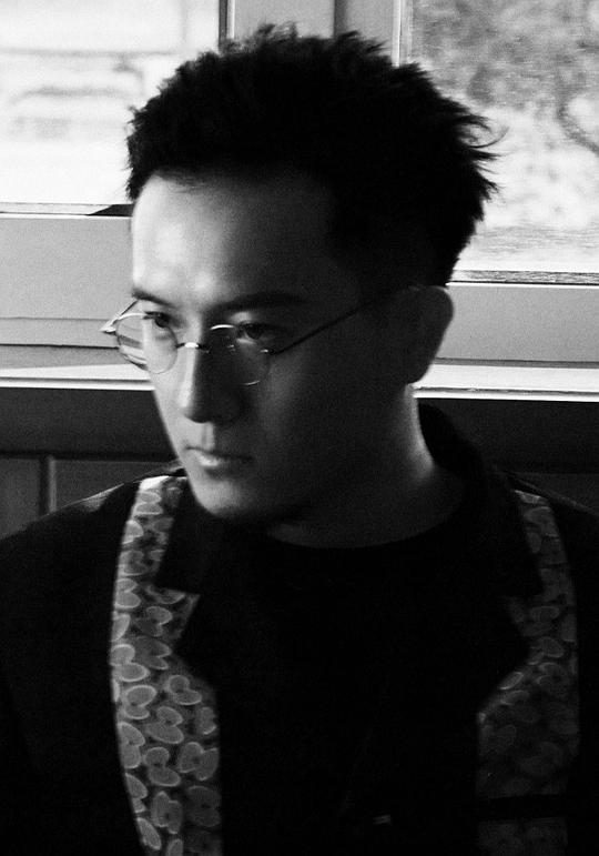 李旭