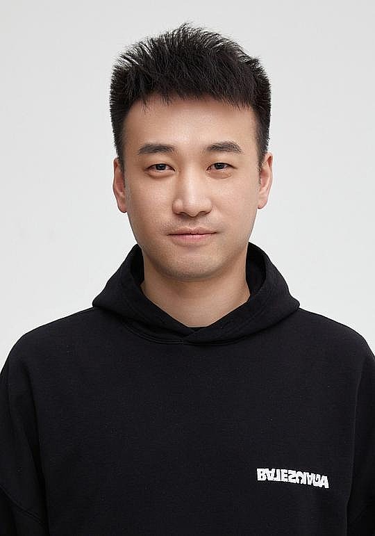 任洋