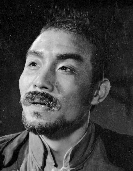 李英杰