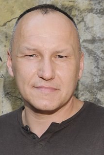 马里斯兹&middot;贾库斯