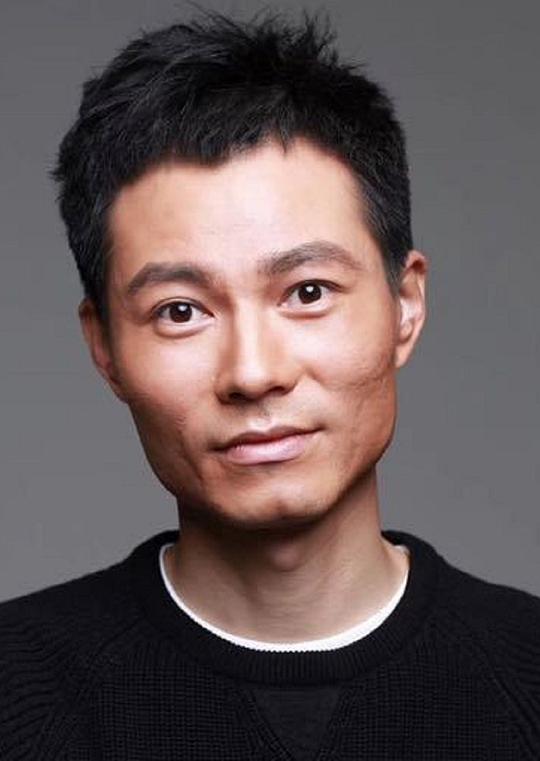 王鑫