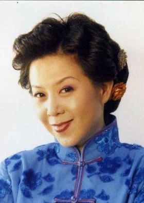 骆文莲