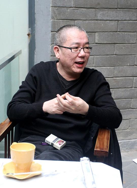 陈界仁