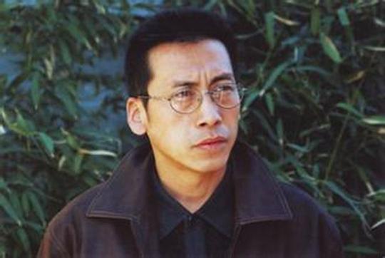 张彤
