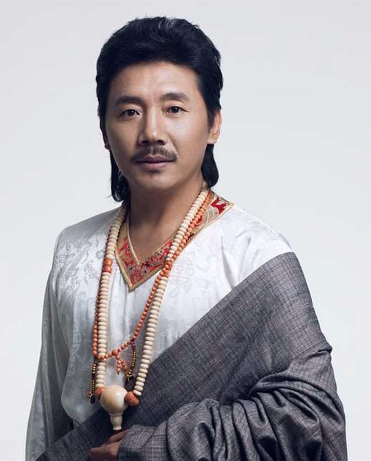 容中尔甲