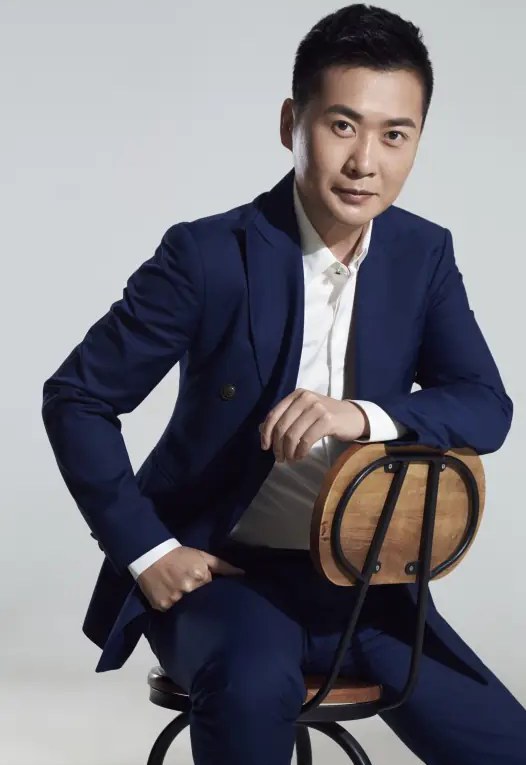 黄维