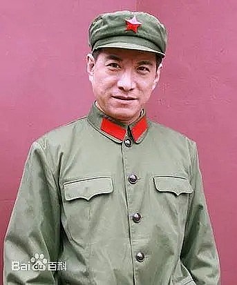 李屹