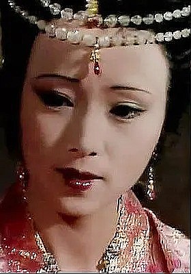 张蕾