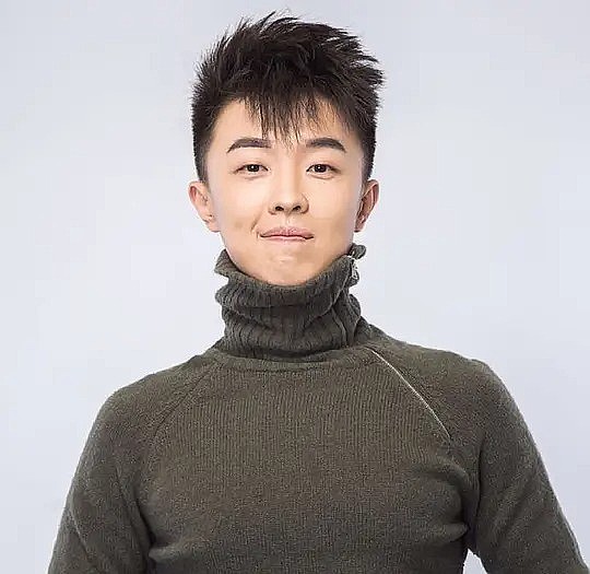 李晨晖